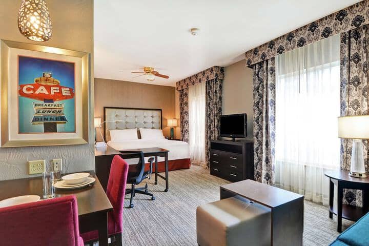 Room 7 of 49