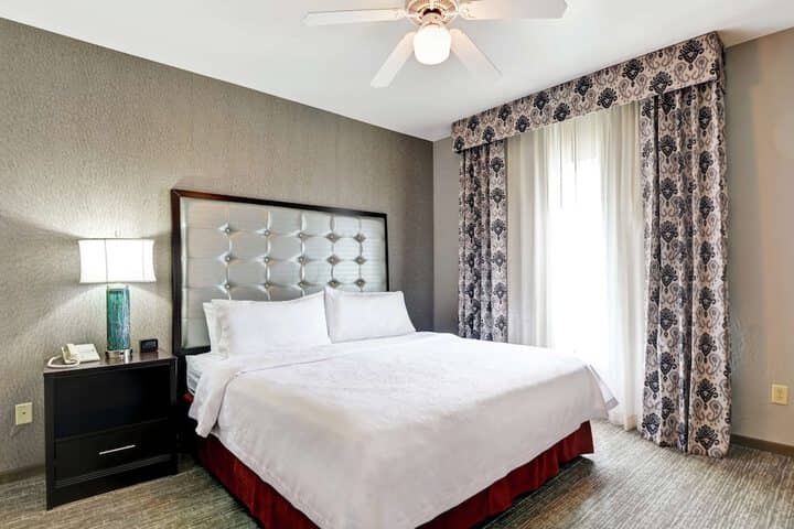 Room 12 of 49